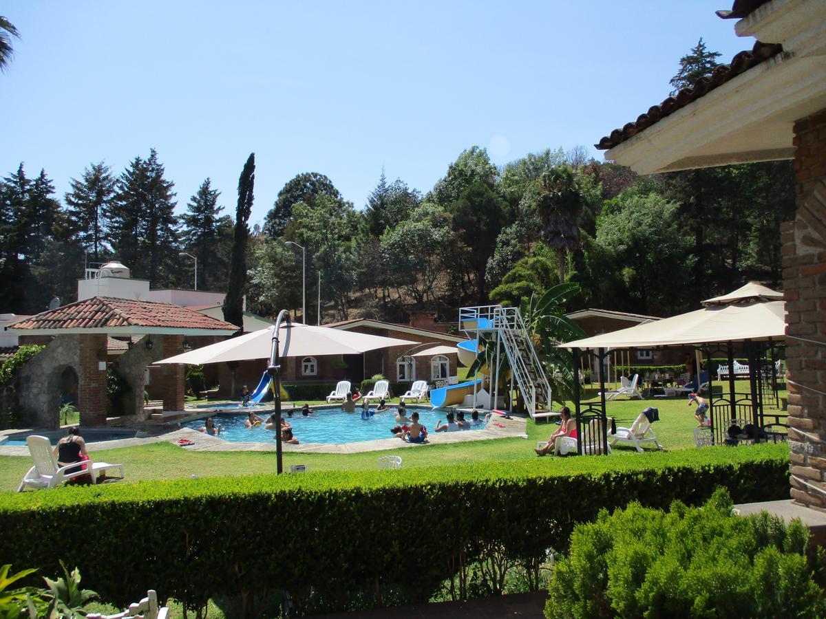 Hotel Villa Monarca Inn Zitácuaro エクステリア 写真