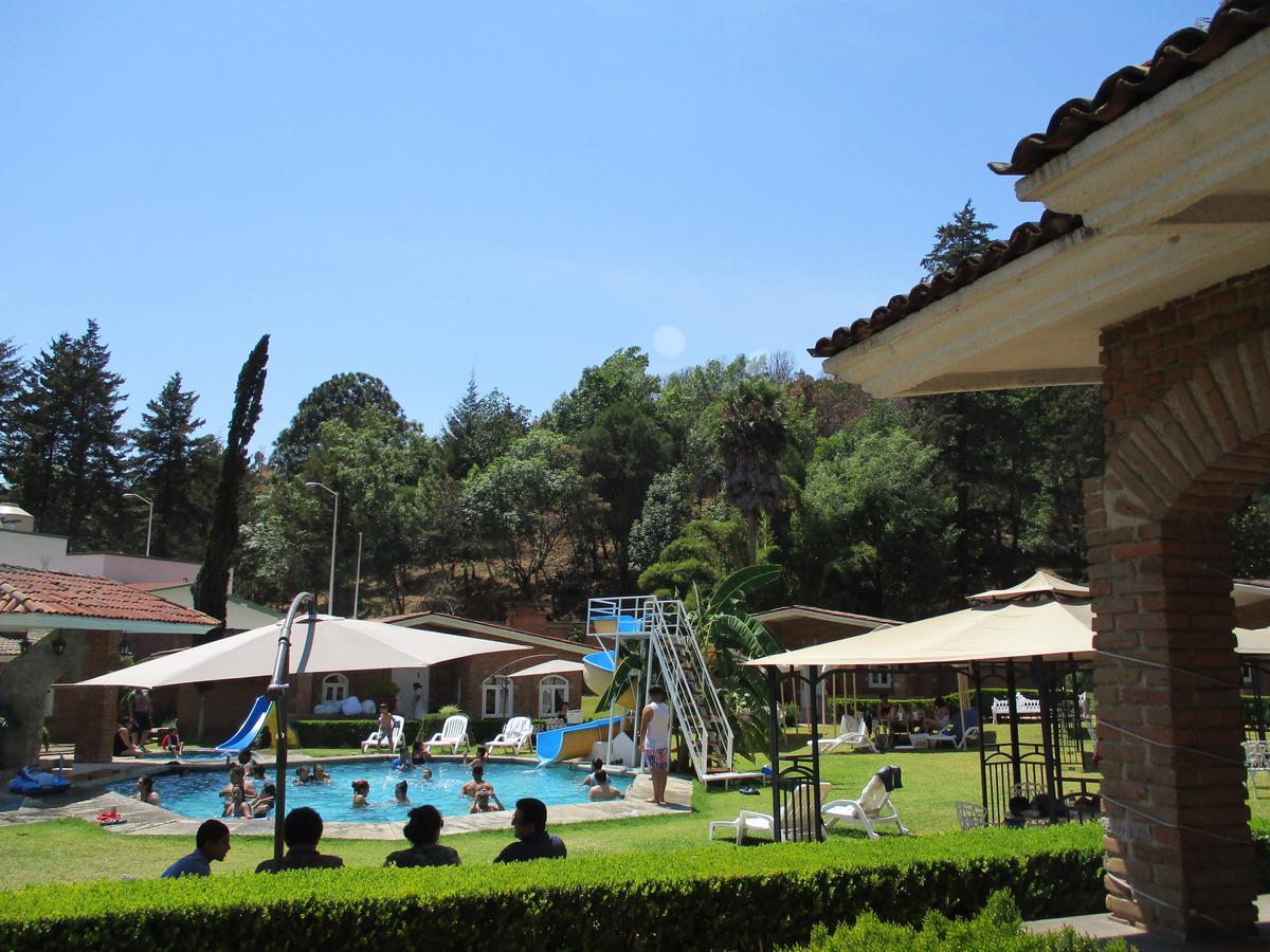 Hotel Villa Monarca Inn Zitácuaro エクステリア 写真