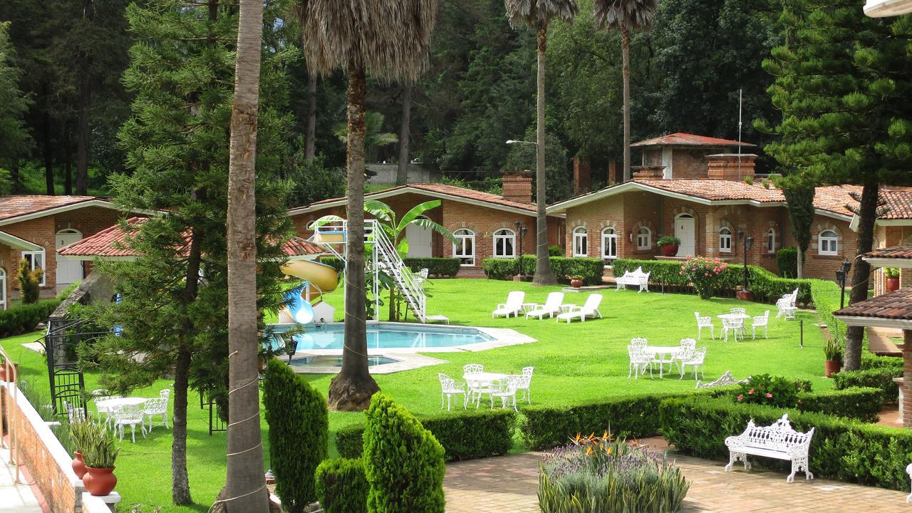 Hotel Villa Monarca Inn Zitácuaro エクステリア 写真