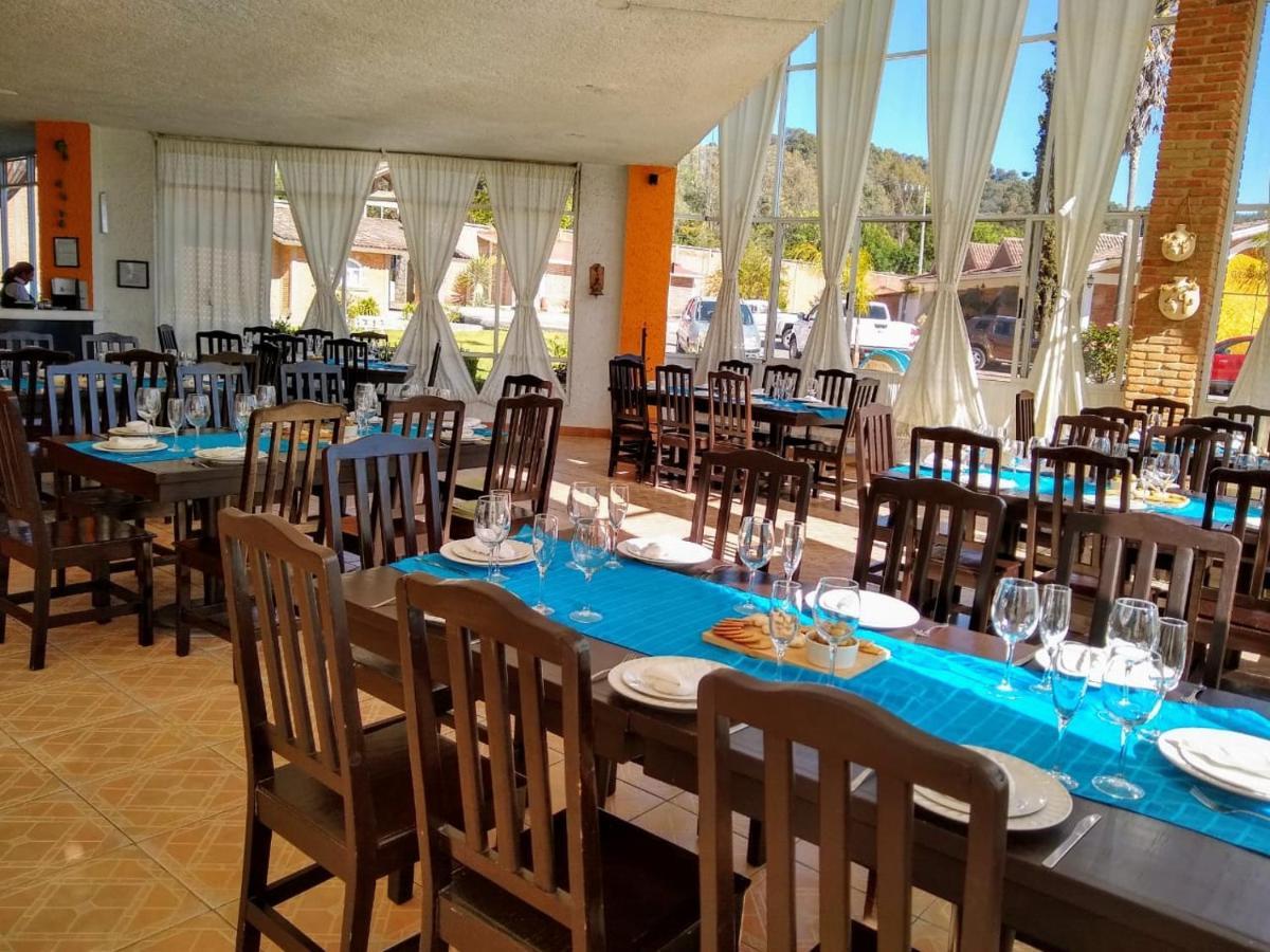 Hotel Villa Monarca Inn Zitácuaro エクステリア 写真
